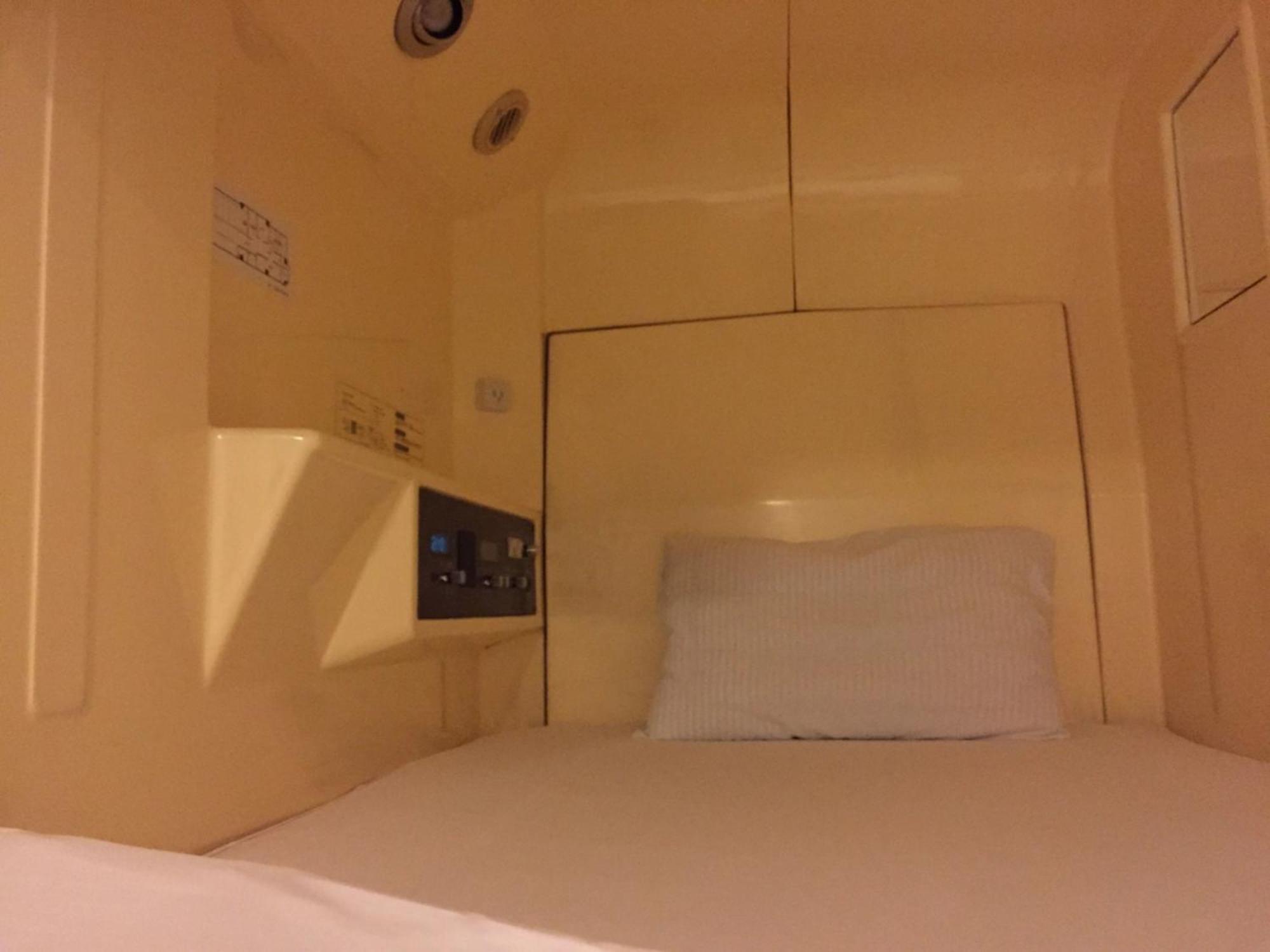 Male Only Capsule Hamamatsucho - Vacation 68799v 東京都